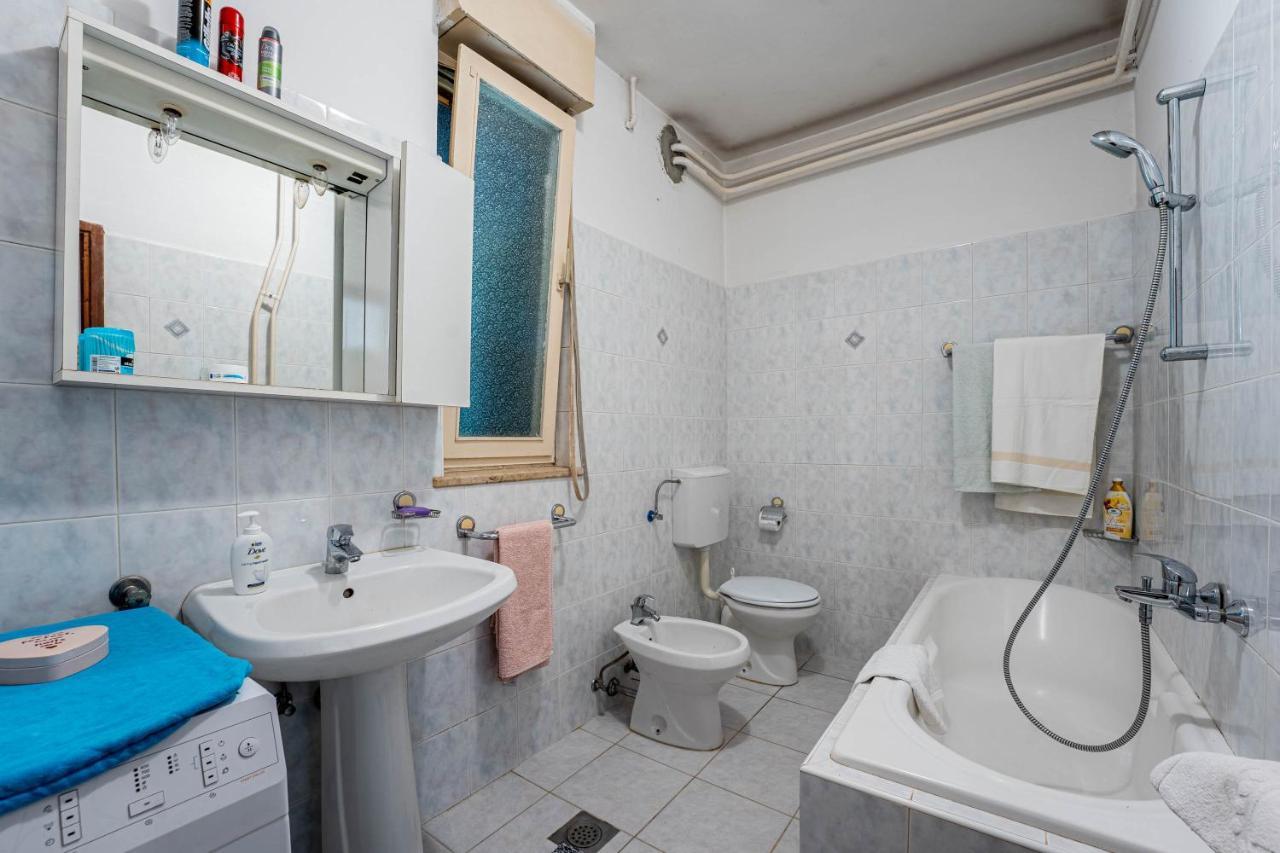 Ferienwohnung Apartman Ana Pula Exterior foto