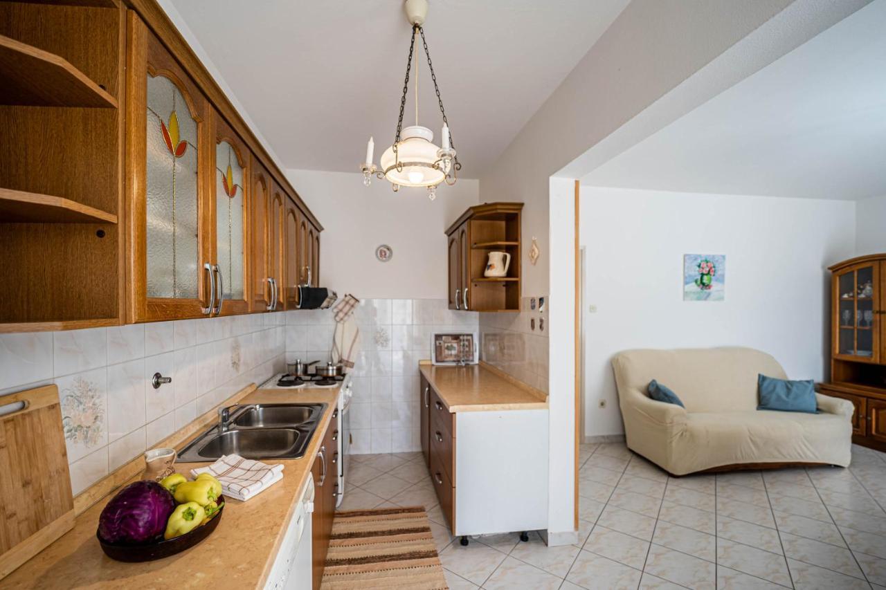 Ferienwohnung Apartman Ana Pula Exterior foto
