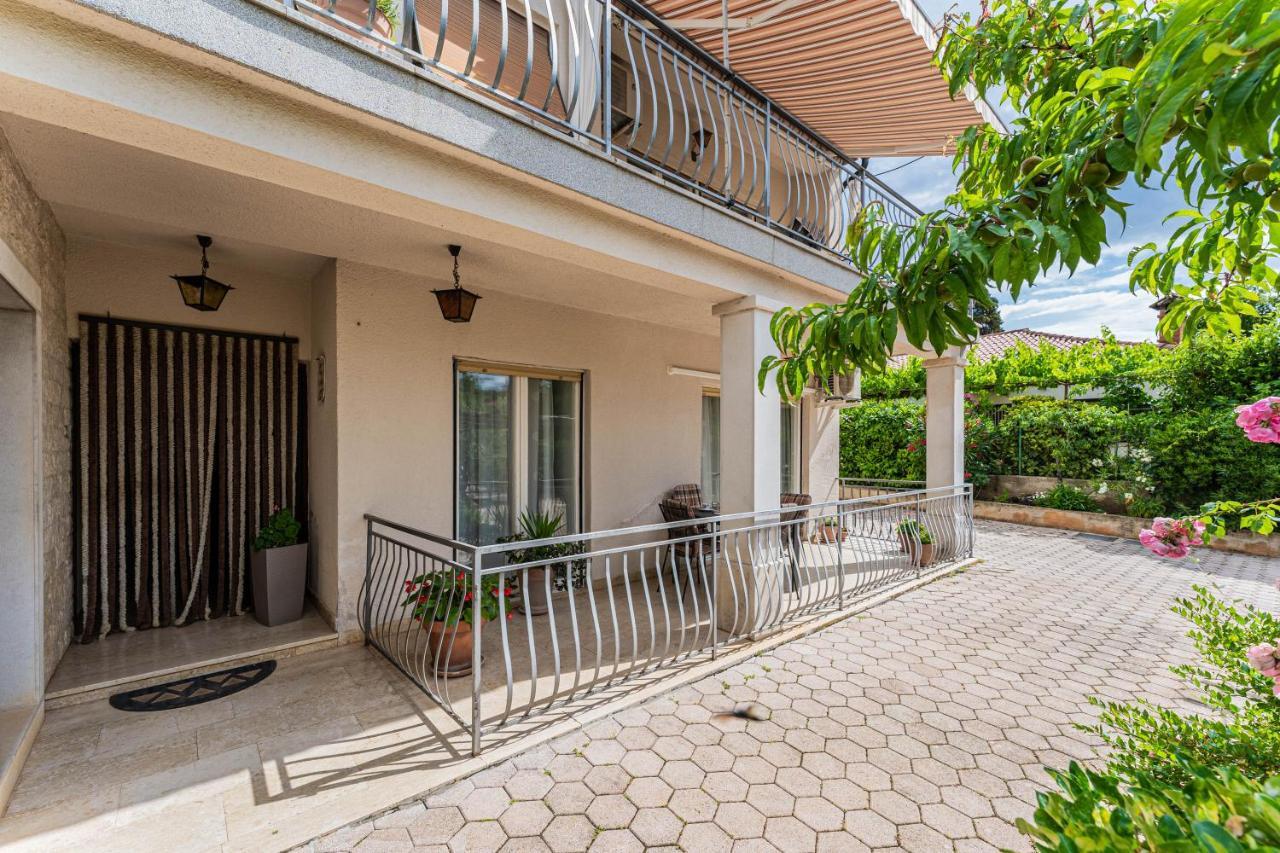 Ferienwohnung Apartman Ana Pula Exterior foto